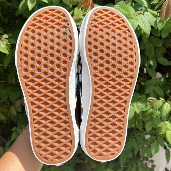 VANS BUTTERFLY CHECKERED SLIP-ON TRUE WHITE SIZE M 4. F 5.5 - Picture 14 of 16
